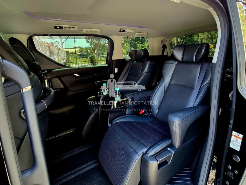 Vellfire captain seats in the middle row